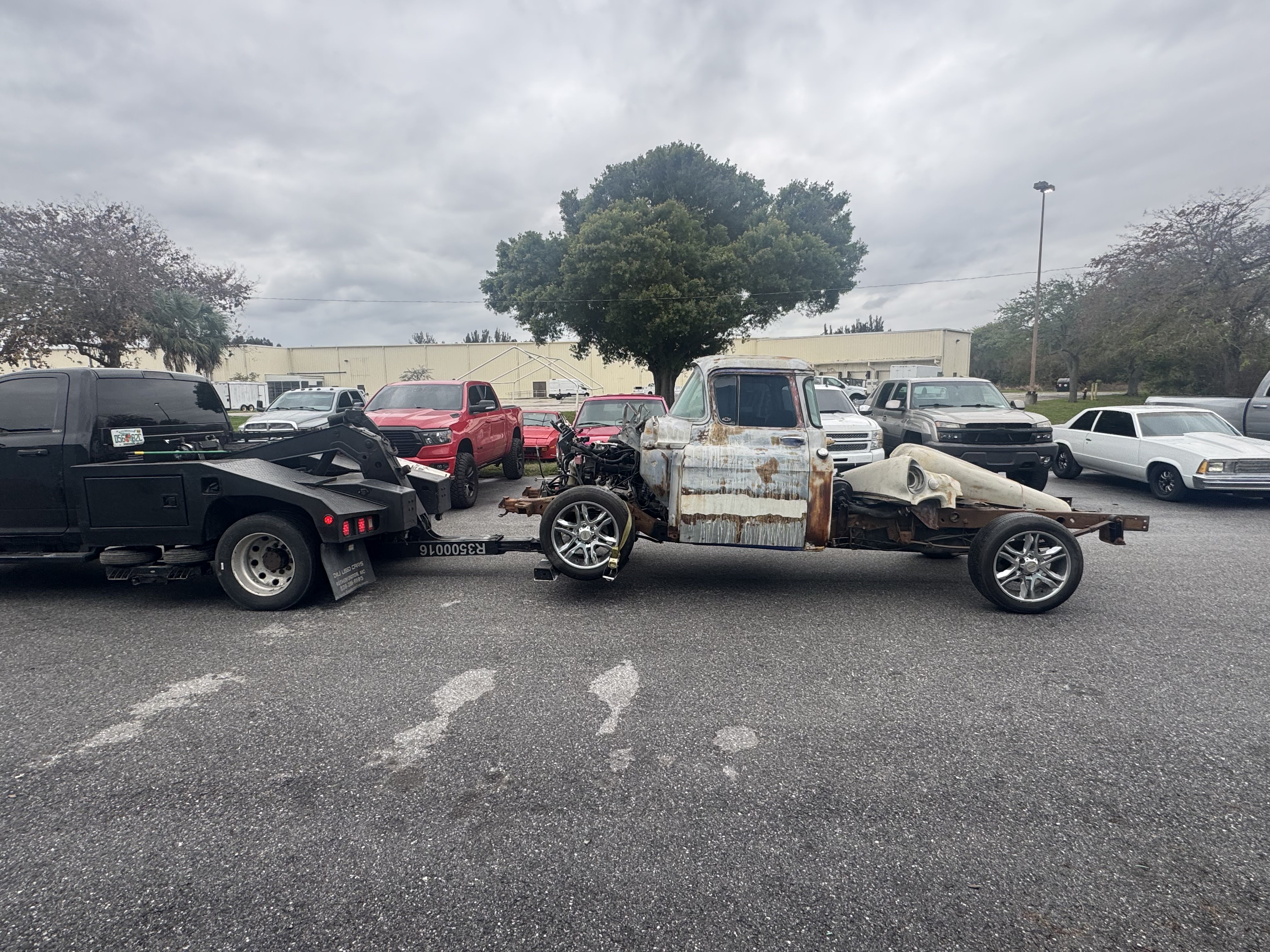 Junk car removal by Hook and Haul Recovery