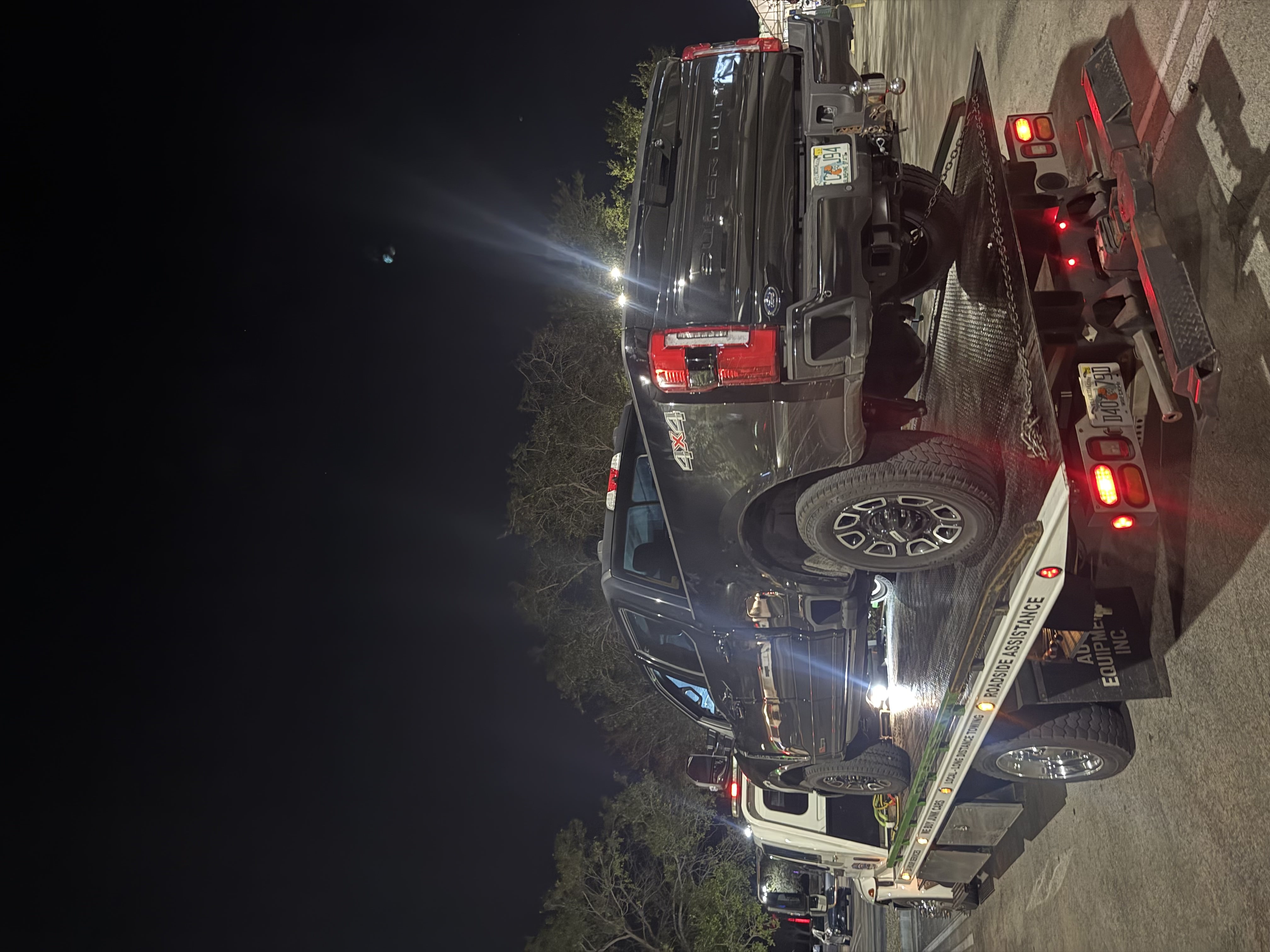 Night time towing service in Port St. Lucie